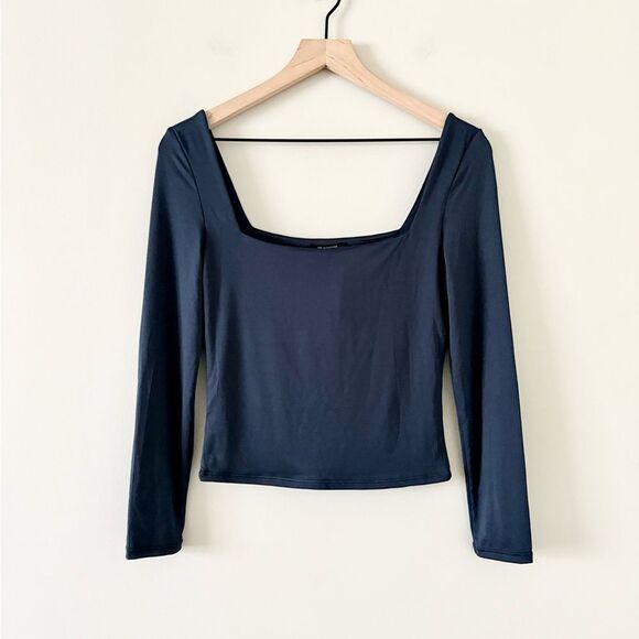 NWT The Workshop Long Sleeve Crop Top Silky Feel in Navy Size L - Picture 1 of 5